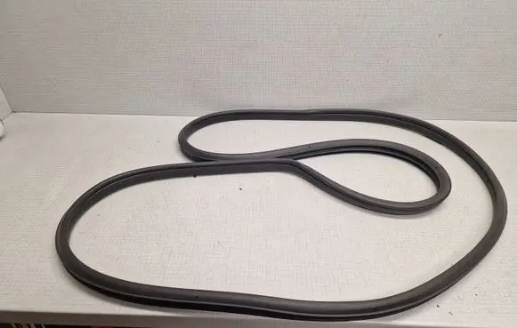 Subaru Outback Front door rubber seal 0E112239F16