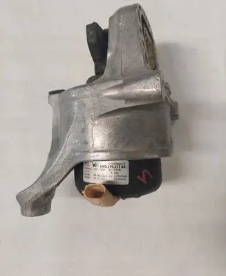 Audi A4 S4 B9 Engine mount bracket 8W0199371BK