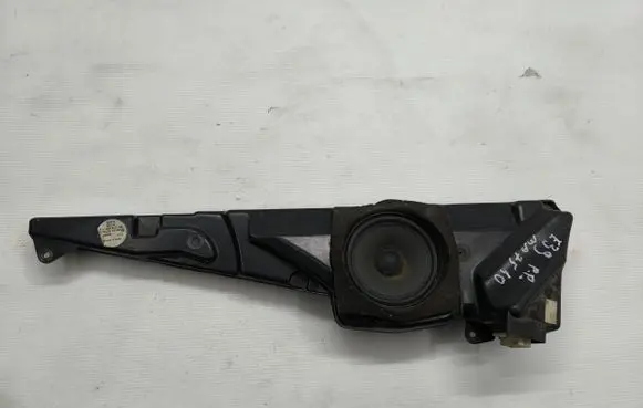 BMW 5 E39 Front door speaker 8360776