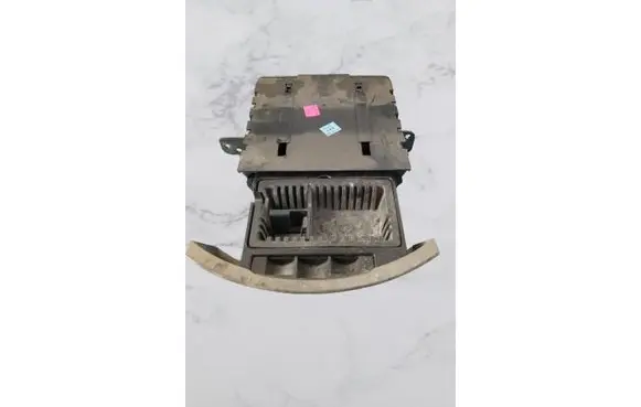 Nissan Quest Car ashtray 