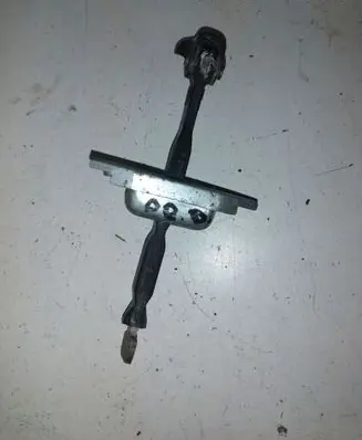 Toyota RAV 4 (XA30) Front door check strap stopper 