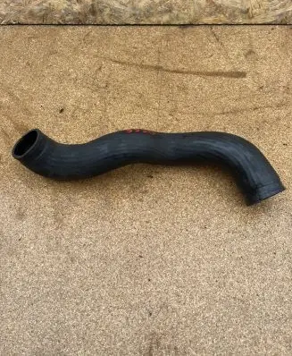 Volvo V70 Intercooler hose/pipe 30645937