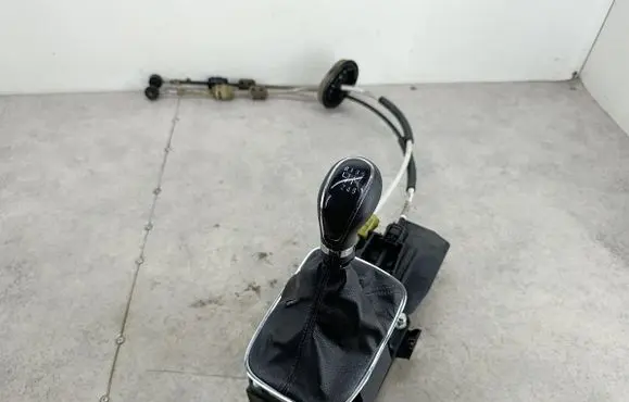 Opel Insignia A Gear shifter/selector 5556382913261545