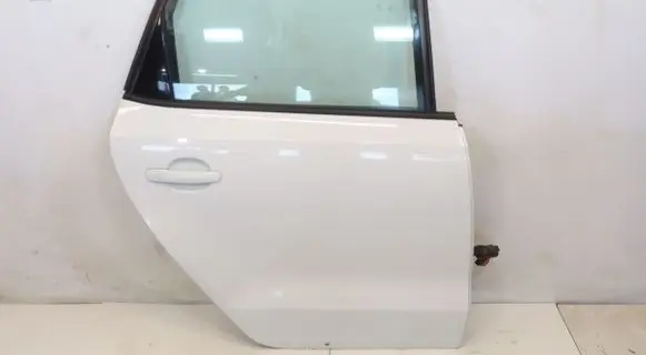 Volkswagen Polo V 6R Rear door