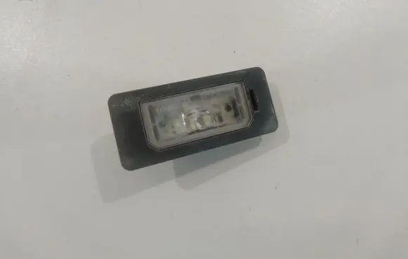 BMW 3 E90 E91 Number plate light 7193293