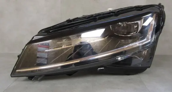 Skoda Superb B8 (3V) Headlight/headlamp 3V1941015D 9224301 E9224301