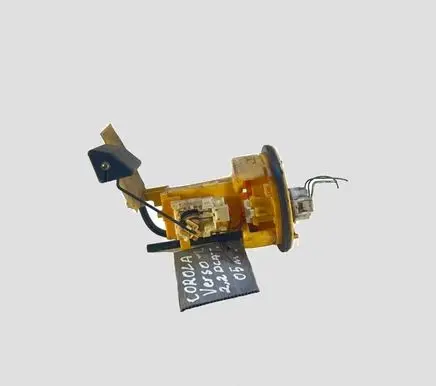 Toyota Corolla Verso E121 Fuel level sensor 770100F010
