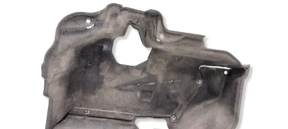 Mazda 6 Engine splash shield/under tray SH01103H0