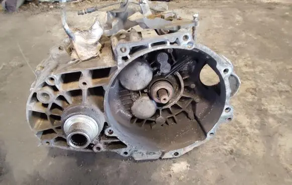 Ford Galaxy Manual 6 speed gearbox 02N301103