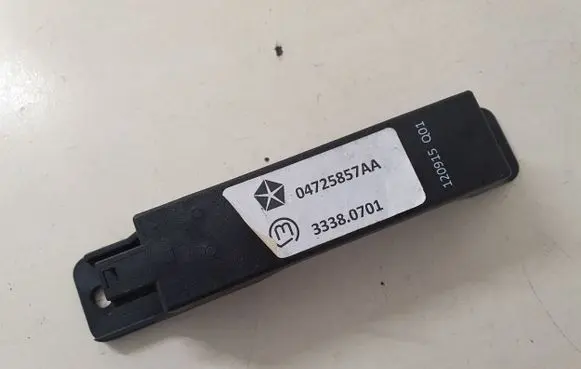 Jeep Grand Cherokee Keyless system antenna 04725857AA