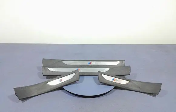 BMW X6 F16 Foot area side trim 7284557