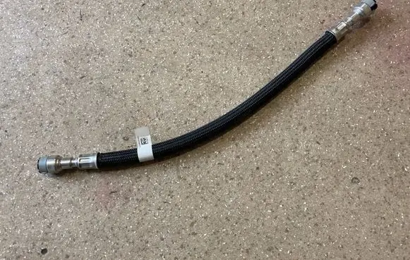 BMW 5 G60 G61 Fuel line pipe 9453742