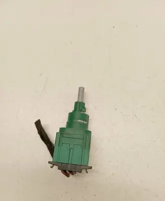 Volkswagen Transporter - Caravelle T5 Brake pedal sensor switch 1J0972704