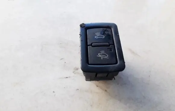Audi A3 S3 8P Alarm switch 4F0962109