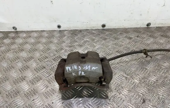 Toyota Prius (XW30) Front brake caliper