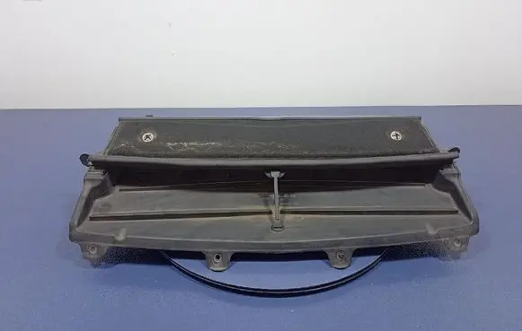 Opel Zafira C Intake resonator 