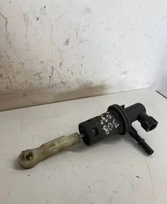 Peugeot 308 Clutch master cylinder 13579
