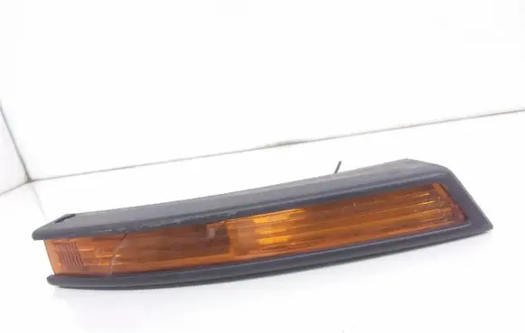 Volkswagen PASSAT B6 Front indicator light 3C0953042C 3C0807718