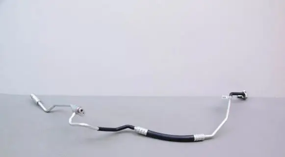 Audi A4 S4 B9 8W Air conditioning (A/C) pipe/hose 8W1820720F