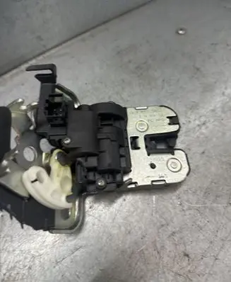Audi A5 Sportback 8TA Tailgate/trunk/boot lock/catch/latch 8K9827505A