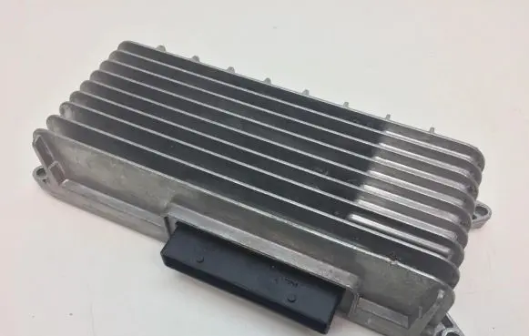 Audi A5 8T 8F Sound amplifier 8T0035223AH