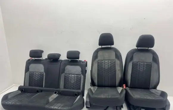 Volkswagen Taigo Seat set 