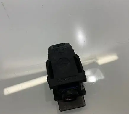 Mercedes-Benz E W211 Windshield washer spray nozzle 