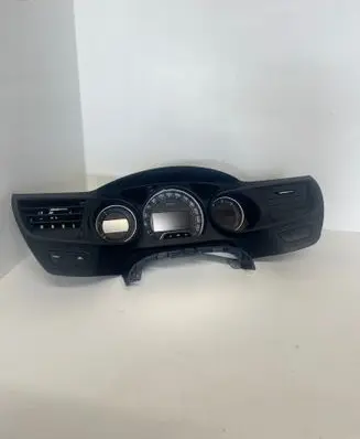 Citroen C5 Speedometer (instrument cluster) 9682387877