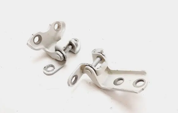 Rear door hinge set