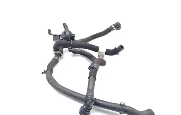 Land Rover Range Rover Velar Engine coolant pipe/hose M8A2-8286-BD