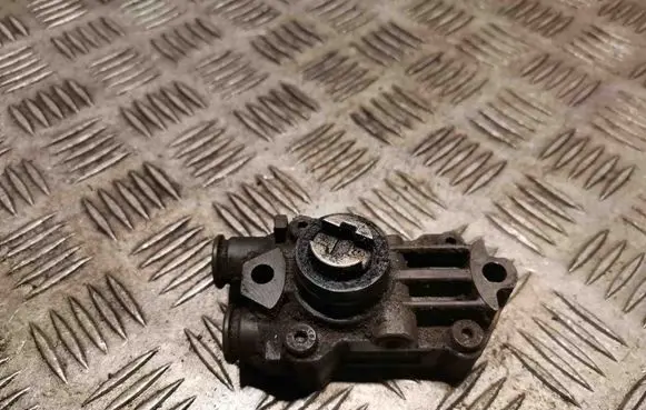 Mercedes-Benz C W203 Fuel injection high pressure pump A6110900350 6110900350