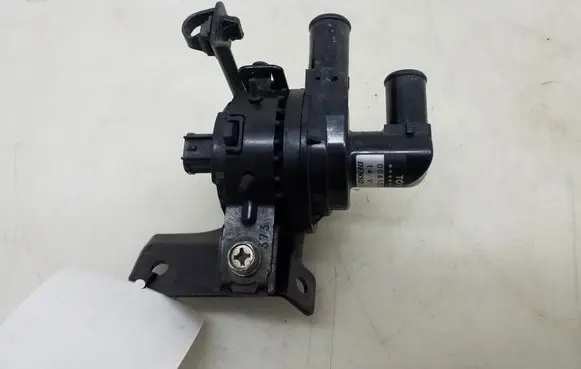 Lexus IS III XE30 Electric auxiliary coolant/water pump 8720048110