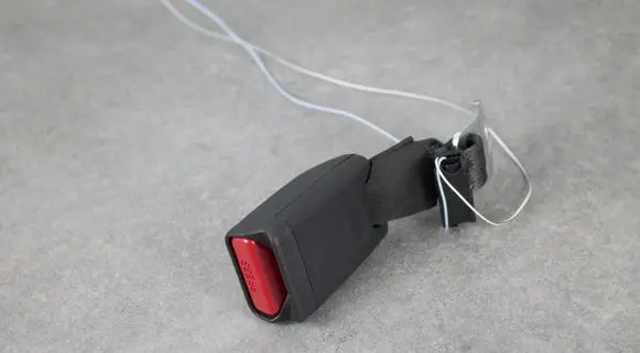 Peugeot 108 Rear seatbelt buckle