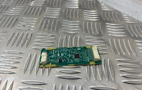 Audi A7 S7 4K8 LED ballast control module 21788100 6919818405 ST7190H