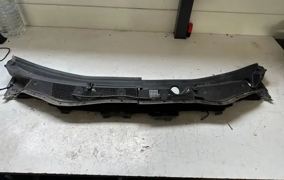 Mazda CX-5 Wiper trim