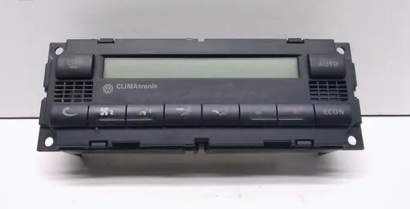 Volkswagen PASSAT B5.5 Climate control unit