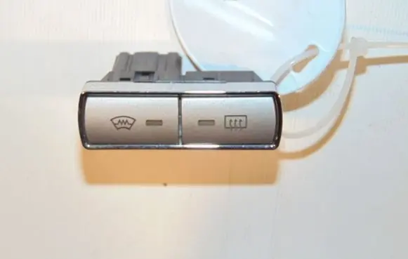 Ford Mondeo Mk III Windscreen/window heater switch 4S7T18K574AB 4S7T18K574AC 1458815