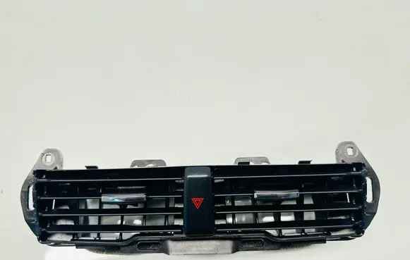 Ford Fusion II Dash center air vent grill DS7319K617Ayw 08172015