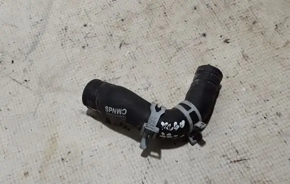 Volvo XC60 Engine coolant pipe/hose 31493288