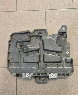 Battery box tray