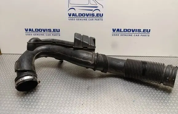 Renault Trafic III (X82) Air intake hose/pipe H8201487353 165755972R 93451664