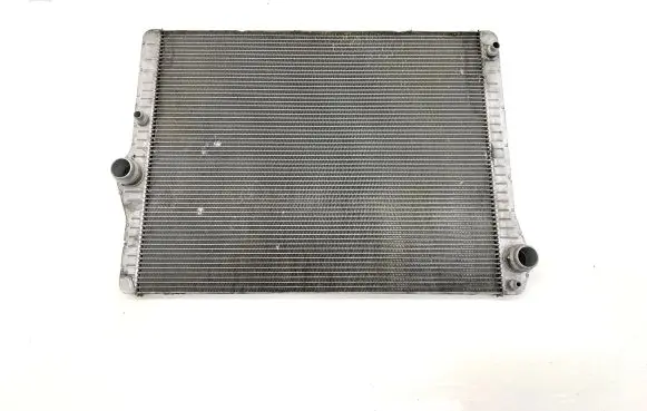 BMW 5 GT F07 Coolant radiator 7601831