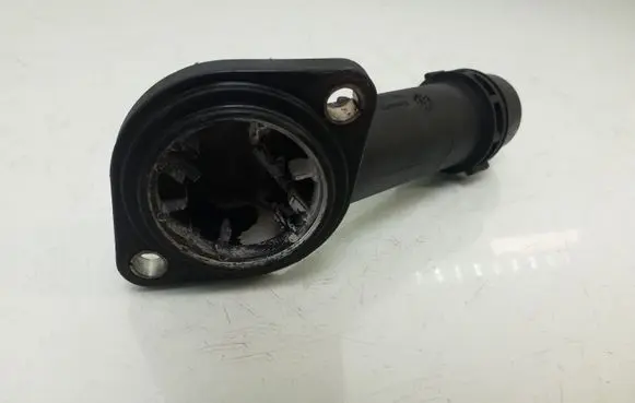 Audi A4 S4 B6 8E 8H Coolant pipe/hose 038121121B 06B121121