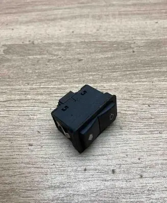 BMW 7 E38 Electric window control switch 8368974