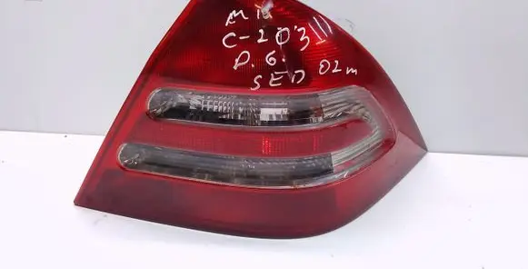 Mercedes-Benz C W203 Rear/tail lights
