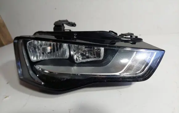 Audi A5 8T 8F Headlight/headlamp 8T0941004BA