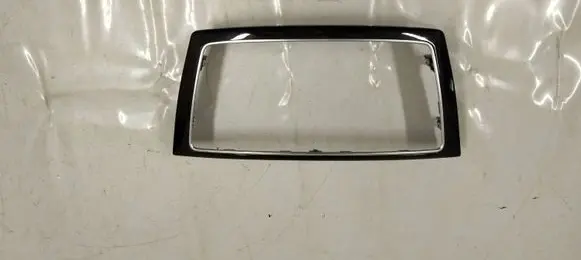 Radio/GPS head unit trim