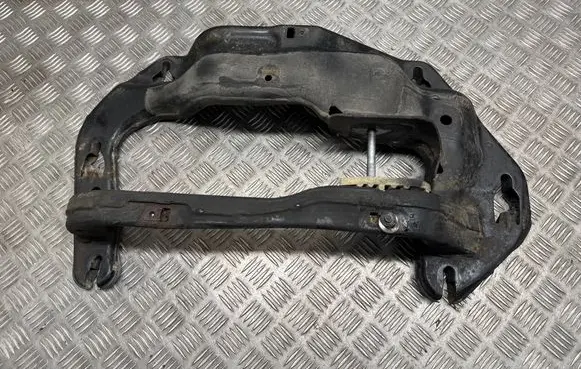 BMW X5 E70 Gearbox mounting bracket 6791859