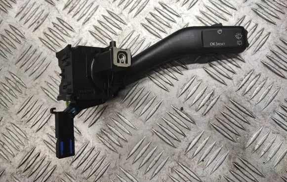 Volkswagen Touran I Wiper control stalk ANP80H024A 21C0173D