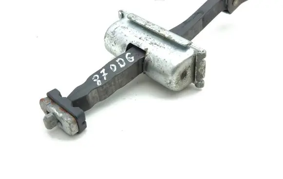 Jeep Cherokee Rear door check strap stopper